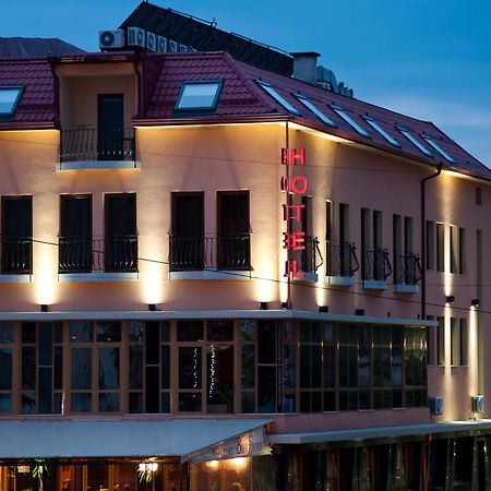 Hotel Victoria Панагюрище Екстериор снимка